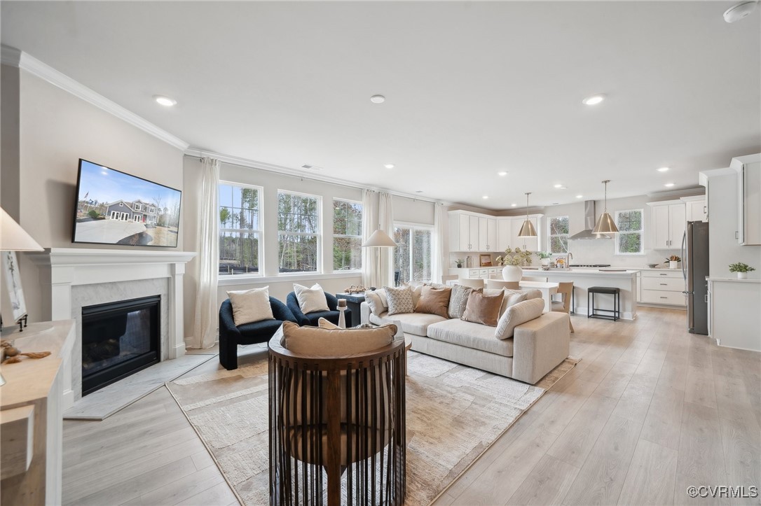 16813 Copperland Point