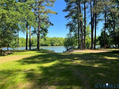 Tiny photo for 10711 Darby Circle, Chesterfield, VA 23113 (MLS # 2611623)