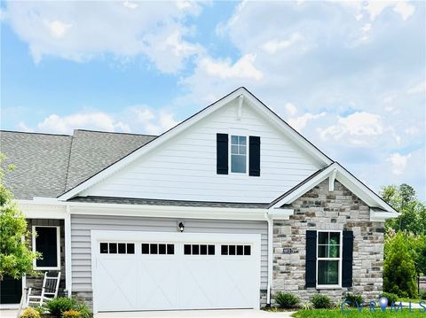 Tiny photo for 6973 Welara Run #633-6, Moseley, VA 23102 (MLS # 2603348)