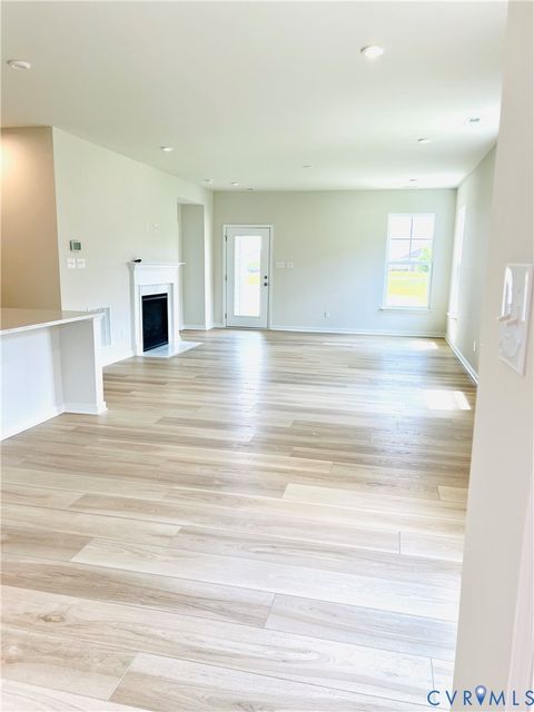 Tiny photo for 6973 Welara Run #633-6, Moseley, VA 23102 (MLS # 2603348)