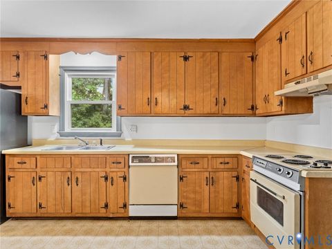 Tiny photo for 9200 Redbridge Road, Chesterfield, VA 23236 (MLS # 2612838)