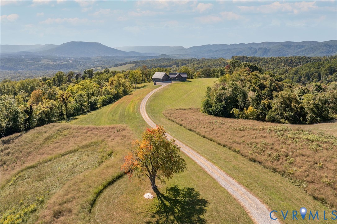 699 Hendrickson Road
