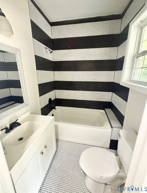 Tiny photo for 1201 W Broadway, Hopewell, VA 23860 (MLS # 2627984)