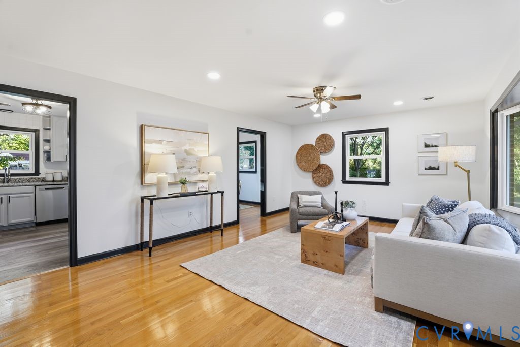 4401 Greenbriar Drive