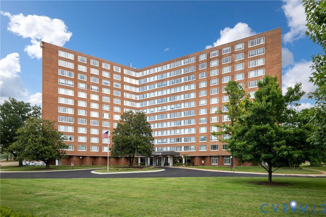 5100 Monument Avenue 311