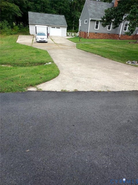 Tiny photo for 7101 N Hairpin Drive, Quinton, VA 23141 (MLS # 2626286)