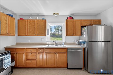 Tiny photo for 303 W 8th Street, Mineral, VA 23117 (MLS # 2616995)