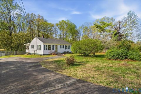 Tiny photo for 303 W 8th Street, Mineral, VA 23117 (MLS # 2616995)
