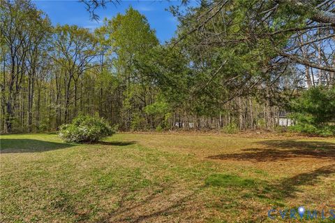 Tiny photo for 303 W 8th Street, Mineral, VA 23117 (MLS # 2616995)