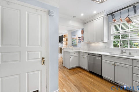 Tiny photo for 4009 Hanover Avenue, Richmond, VA 23221 (MLS # 2616401)