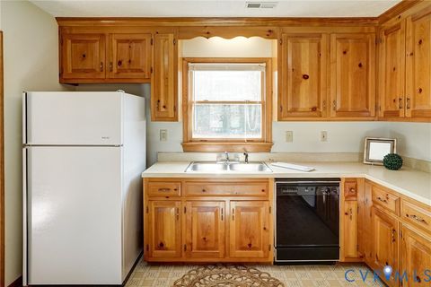 Tiny photo for 4905 Gray Bark Court, Sandston, VA 23150 (MLS # 2600215)