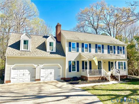 Photo of 4007 Walters Drive, Chester, VA 23831 (MLS # 2607735)