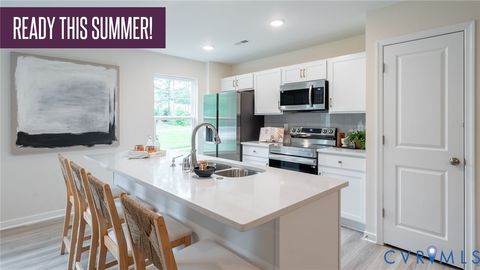 Photo of 14640 Hancock Towns Drive #R-6, Chesterfield, VA 23832 (MLS # 2605456)