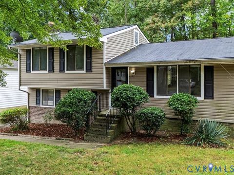 Photo of 9611 Kennesaw Road, Chesterfield, VA 23236 (MLS # 2525946)