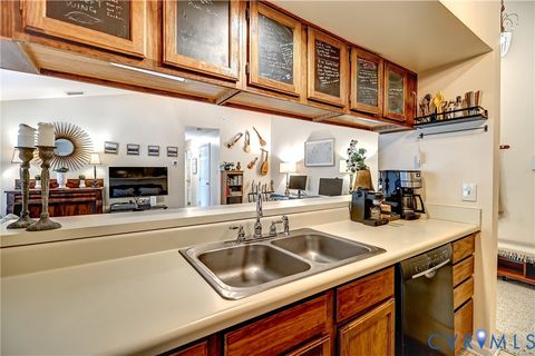 Tiny photo for 9365 Brighter Tower Court #1410, Glen Allen, VA 23060 (MLS # 2613693)