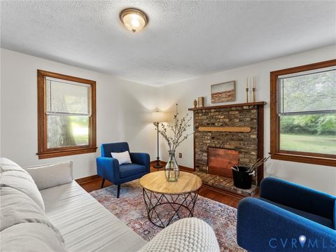 Tiny photo for 5235 Martin Road, Kents Store, VA 23084 (MLS # 2528022)