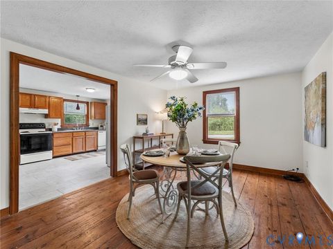 Tiny photo for 5235 Martin Road, Kents Store, VA 23084 (MLS # 2528022)