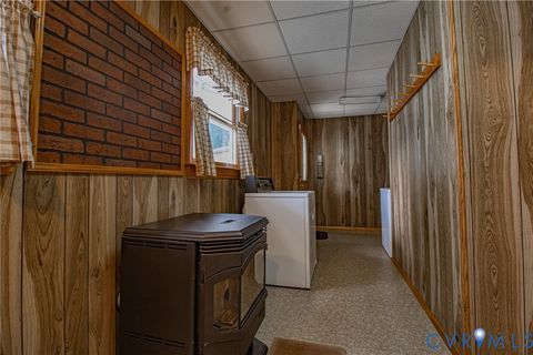 Tiny photo for 2905 Maple Street, Hopewell, VA 23860 (MLS # 2616822)