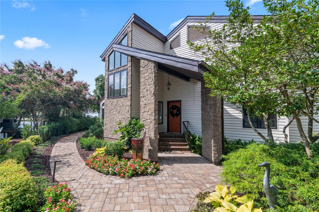 530 Elizabeth Lake Drive