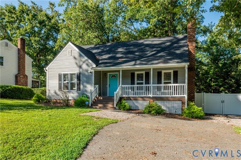Photo of 10008 Brittonwood Drive, North Chesterfield, VA 23237 (MLS # 2625606)