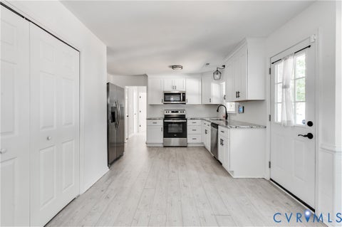 Tiny photo for 10008 Brittonwood Drive, North Chesterfield, VA 23237 (MLS # 2625606)