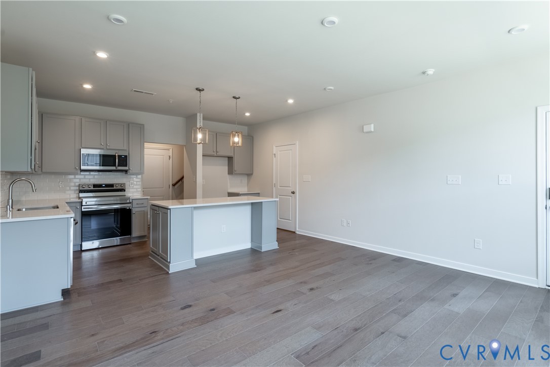 3406 Carlton Street 2-6B