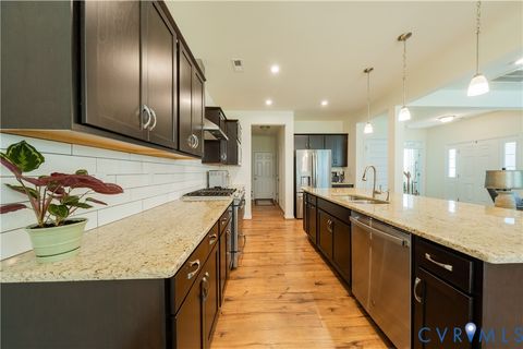 Tiny photo for 18401 Palisades Court, Chesterfield, VA 23120 (MLS # 2529930)