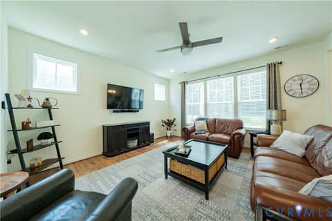 Tiny photo for 18401 Palisades Court, Chesterfield, VA 23120 (MLS # 2529930)