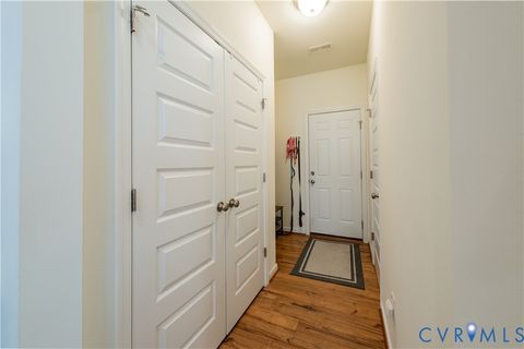 Tiny photo for 18401 Palisades Court, Chesterfield, VA 23120 (MLS # 2529930)