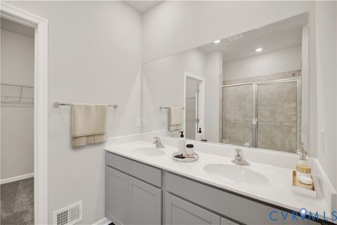 Tiny photo for 6454 Fennec Run, Moseley, VA 23120 (MLS # 2529424)