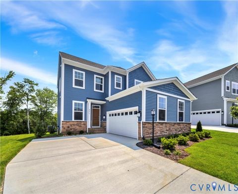 Photo of 6454 Fennec Run, Moseley, VA 23120 (MLS # 2529424)