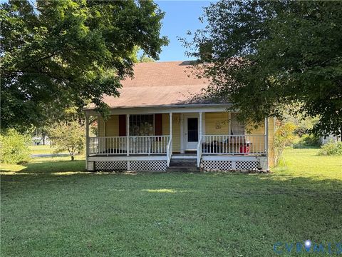 6341 Amelia Springs Road Jetersville VA 23083