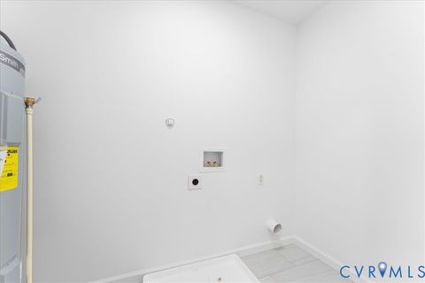 Tiny photo for 731 Harding Street, Petersburg, VA 23803 (MLS # 2532681)