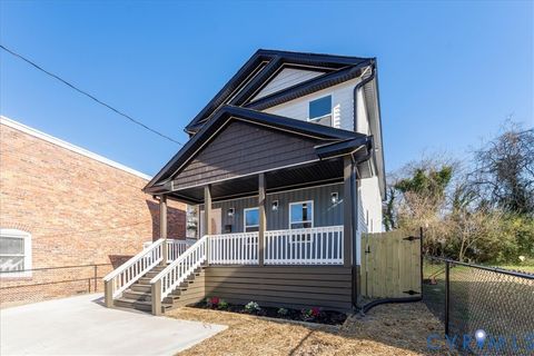 Tiny photo for 731 Harding Street, Petersburg, VA 23803 (MLS # 2532681)