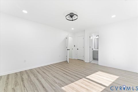 Tiny photo for 731 Harding Street, Petersburg, VA 23803 (MLS # 2532681)