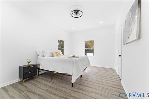 Tiny photo for 731 Harding Street, Petersburg, VA 23803 (MLS # 2532681)