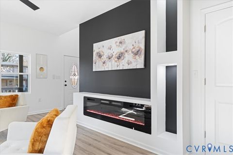 Tiny photo for 731 Harding Street, Petersburg, VA 23803 (MLS # 2532681)