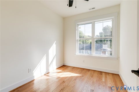 Tiny photo for 314 E 33rd Street, Richmond, VA 23224 (MLS # 2624000)