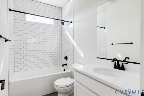 Tiny photo for 314 E 33rd Street, Richmond, VA 23224 (MLS # 2624000)