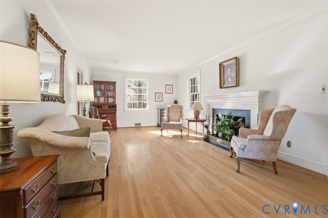 4107 Cary Street Road