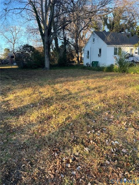 Tiny photo for 1633 Stuart Avenue, Petersburg, VA 23803 (MLS # 2531506)
