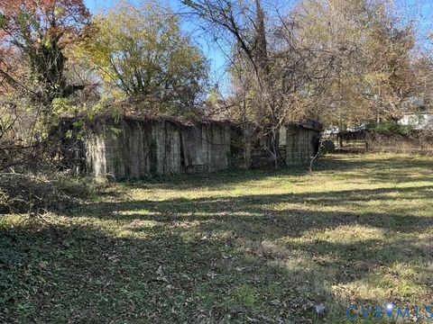 Tiny photo for 1633 Stuart Avenue, Petersburg, VA 23803 (MLS # 2531506)