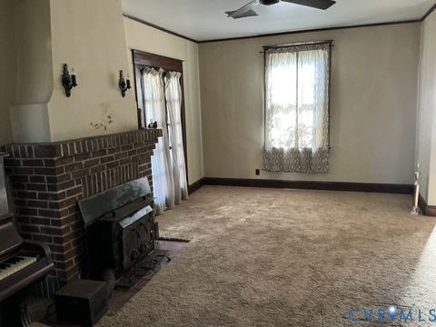 Tiny photo for 1633 Stuart Avenue, Petersburg, VA 23803 (MLS # 2531506)