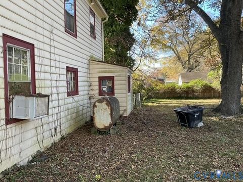 Tiny photo for 1633 Stuart Avenue, Petersburg, VA 23803 (MLS # 2531506)