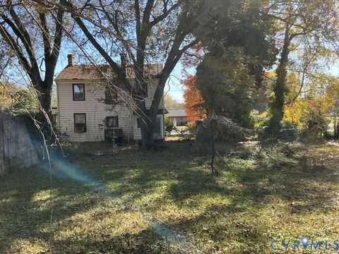 Tiny photo for 1633 Stuart Avenue, Petersburg, VA 23803 (MLS # 2531506)