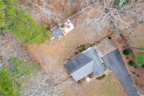 A home in Aylett