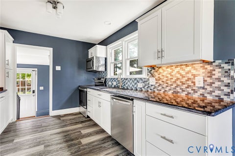 Tiny photo for 507 Walnut Avenue, Colonial Heights, VA 23834 (MLS # 2626202)