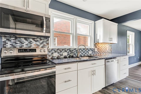 Tiny photo for 507 Walnut Avenue, Colonial Heights, VA 23834 (MLS # 2626202)