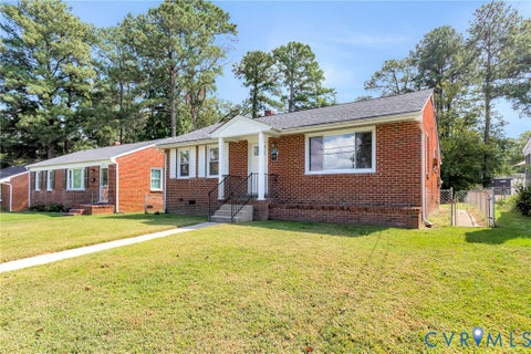 Tiny photo for 507 Walnut Avenue, Colonial Heights, VA 23834 (MLS # 2626202)