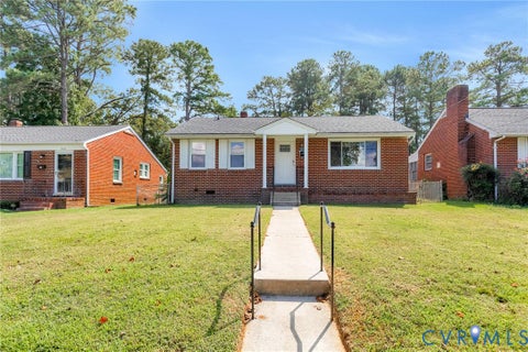 Photo of 507 Walnut Avenue, Colonial Heights, VA 23834 (MLS # 2626202)